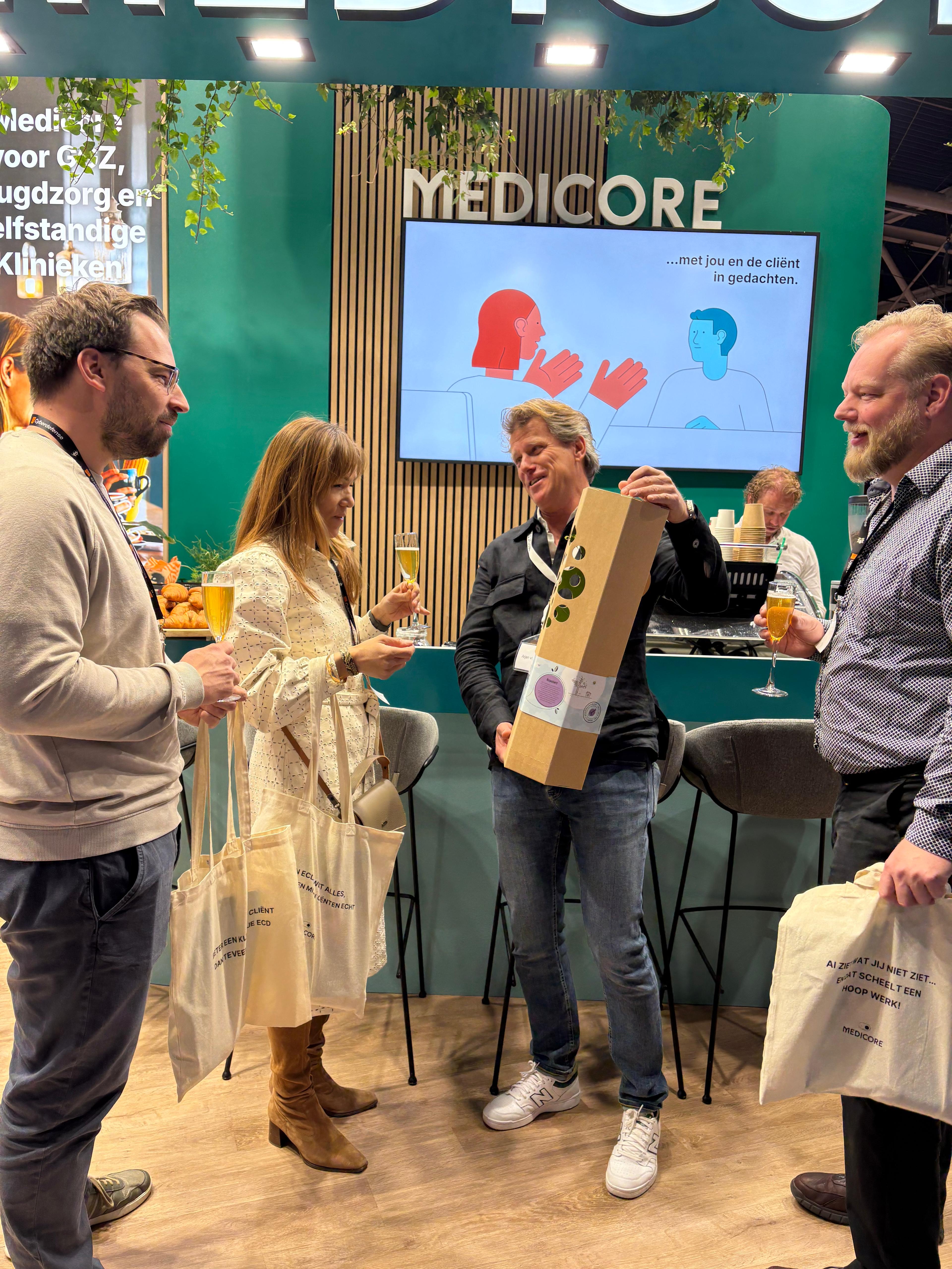 Phitaal kiest voor Medicore